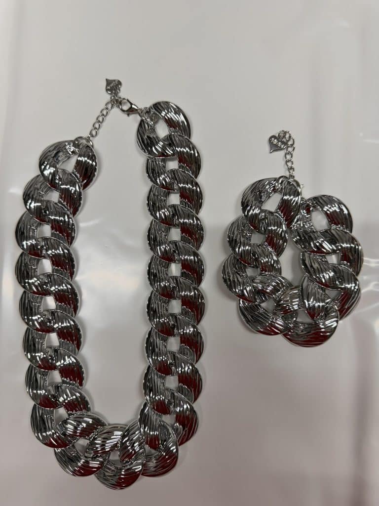 vändbart halsband silver